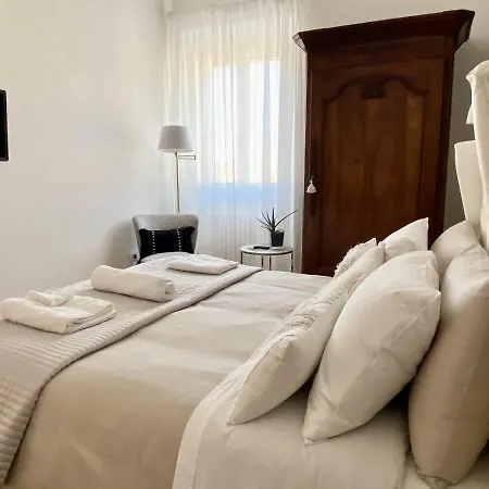 Cantorial Charme Apartament *